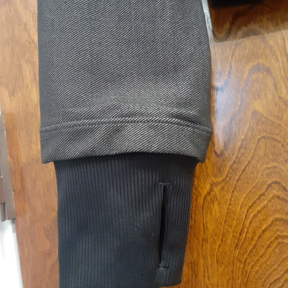 Lightweight jacket - Picture 5 of 5